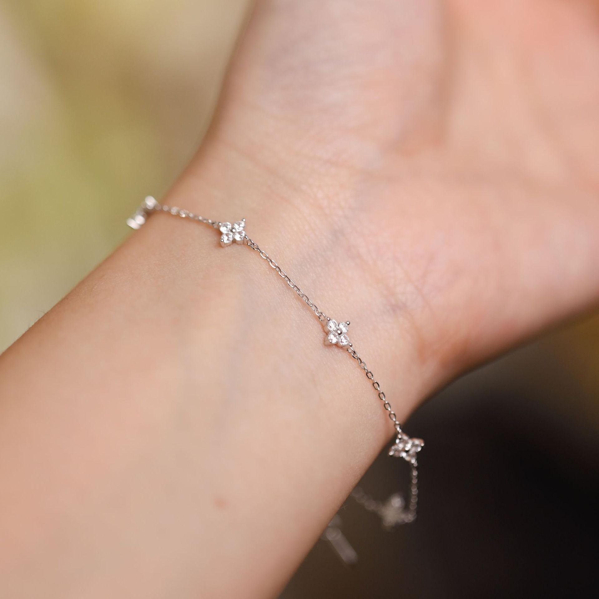 S925 sterling minimalist flower bracelet