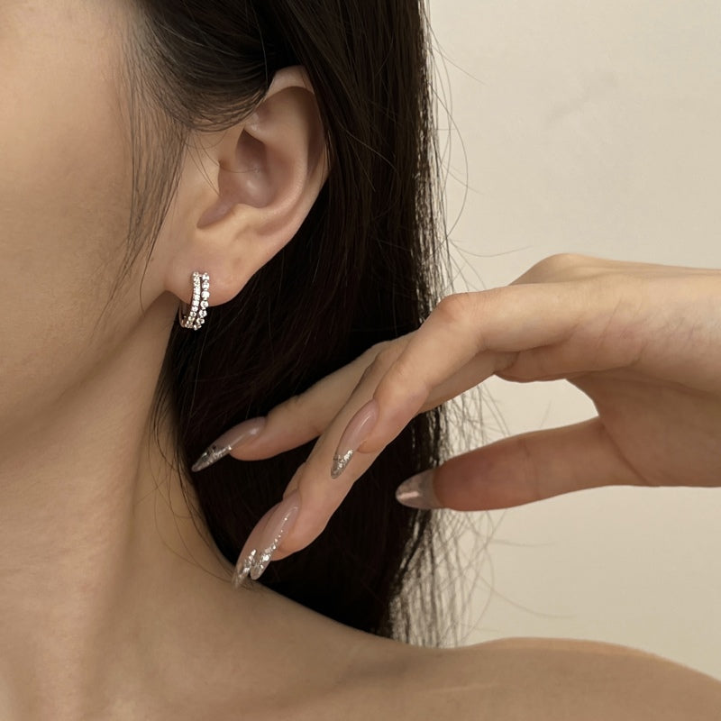 Modern S925 huggie earrings