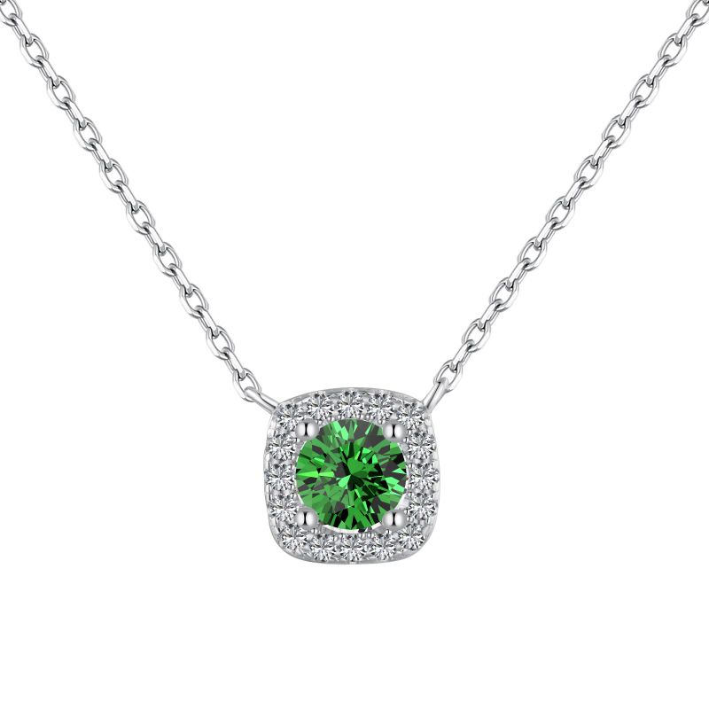 Emerald Gleam Necklace